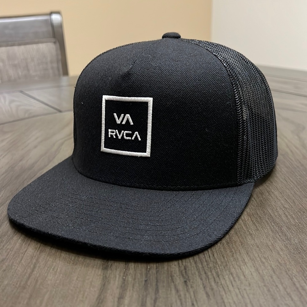 RVCA trucker style, snapback, hat, black